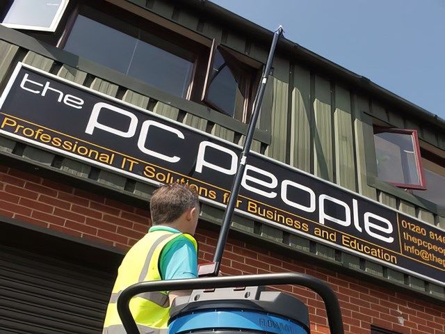 Gutter Cleaners in Huddersfield