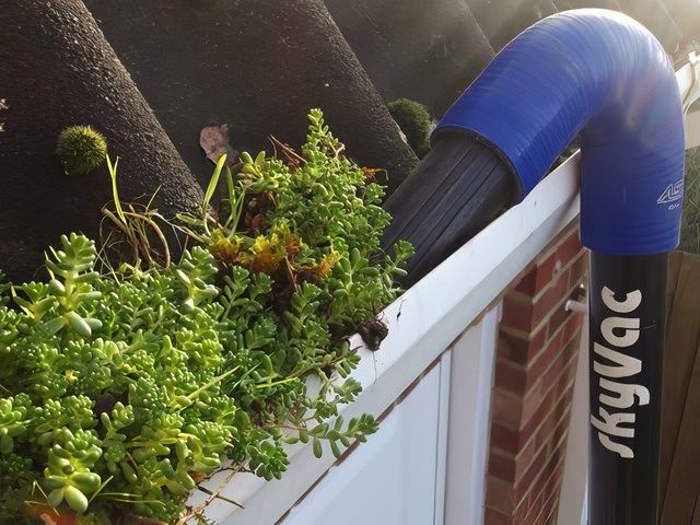 Gutter Cleaners in Huddersfield